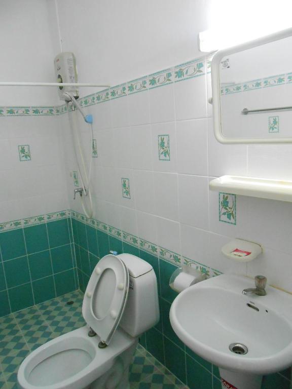 Chanthasom Guesthouse Ban Nongdouang Rum bild